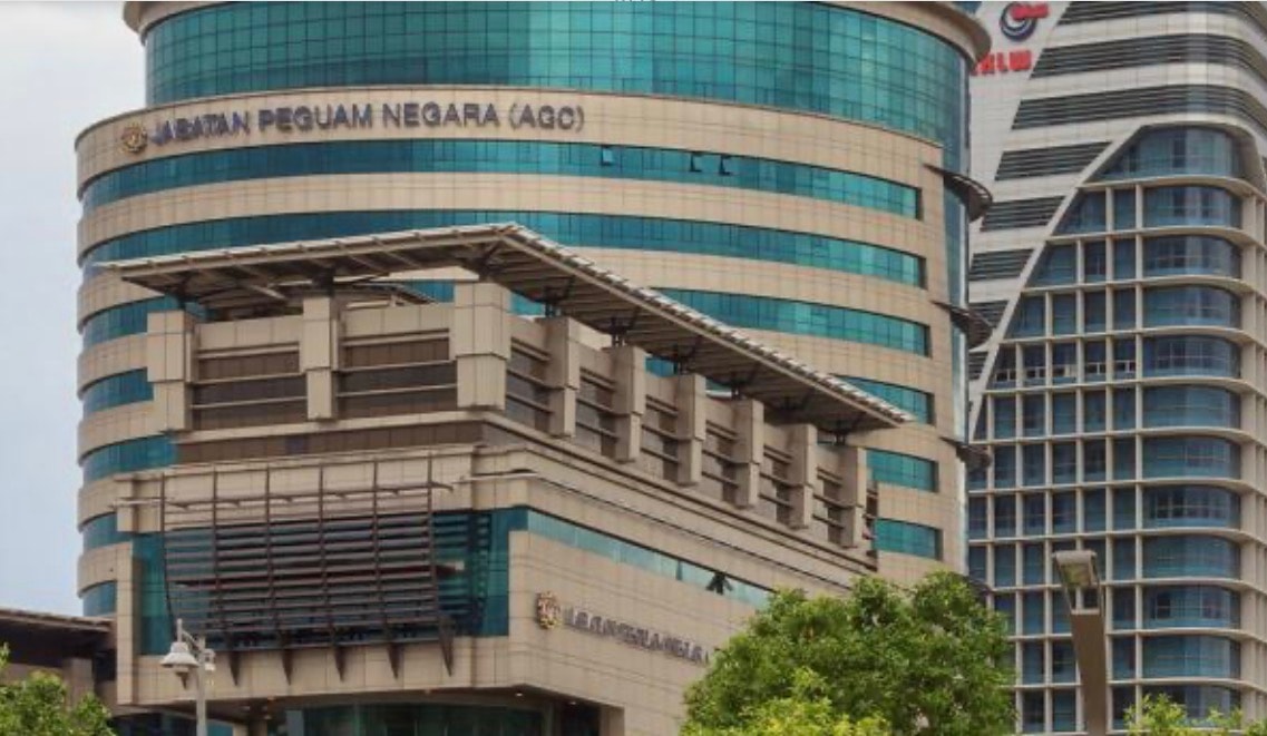 டுரியான் துங்காலில் 3 இந்திய இளைஞர்கள் சுட்டுக் கொல்லப்பட்ட சம்பவம்: கொலை குற்றச்சாட்டின் கீழ் விசாரணை