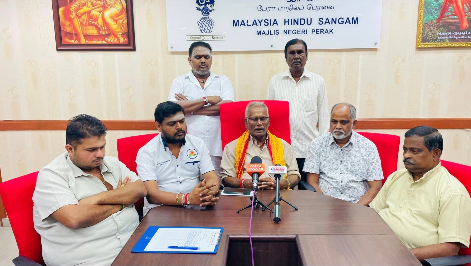 அர்ச்சகர் விவகாரத்தை யாரும் சர்ச்சையாக்க வேண்டாம் மலேசிய இந்து அர்ச்சகர் சங்கம் வலியுறுத்து