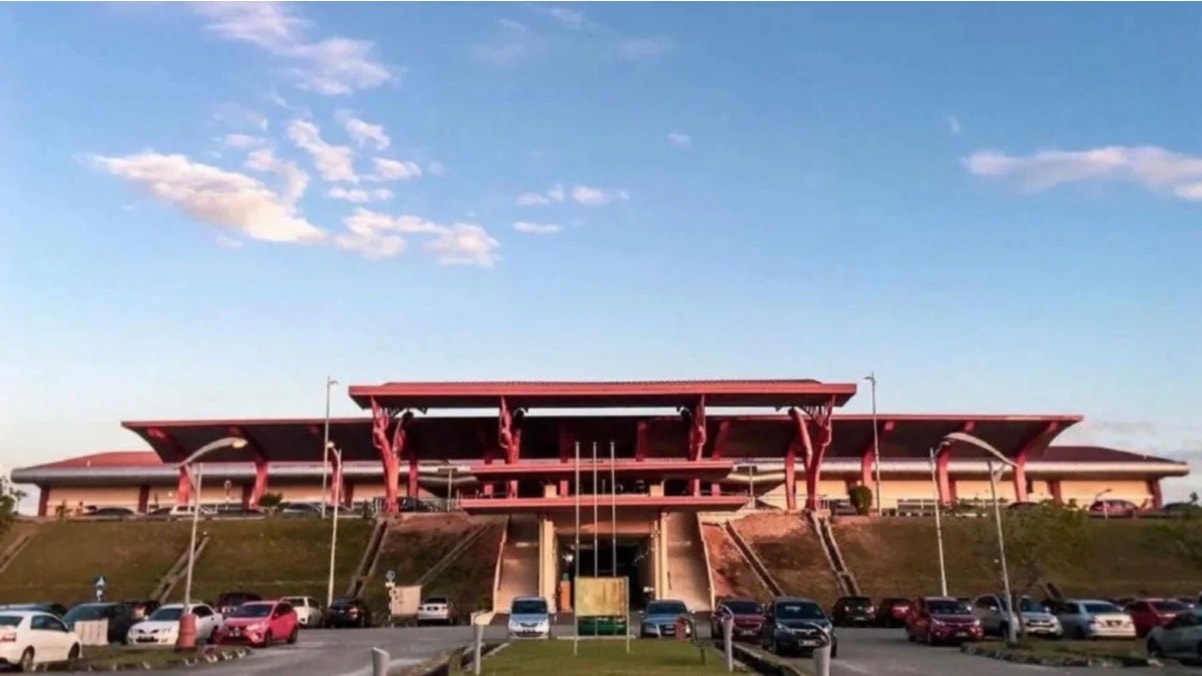 விமான டயர் வெடிப்பு: சுல்தான் அப்துல் ஹாலிம் விமான நிலைய ஓடுபாதை தற்காலிக மூடல்