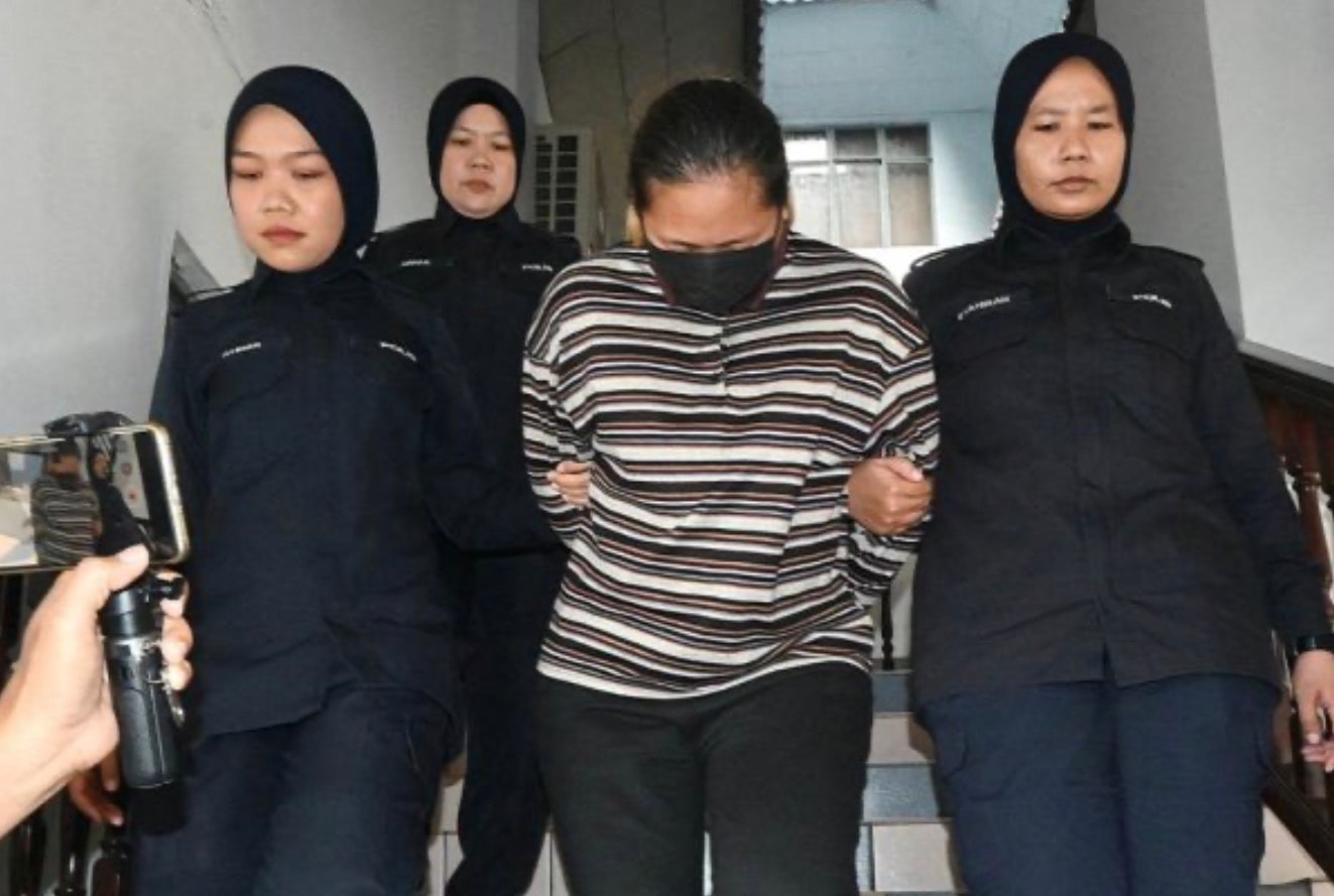 நகைகளைக் களவாடியதாக மாது மீது குற்றச்சாட்டு