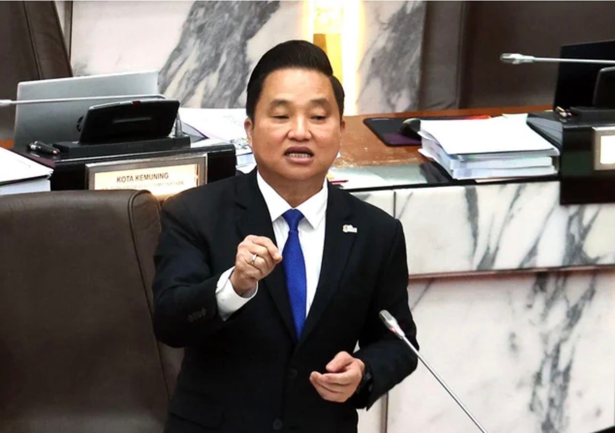 சிலாங்கூர் வணிக வளாகங்களில் வளர்ப்புப் பிராணிகளைக் கொண்டு வரத் தடை இன்னும் நீடிக்கிறது