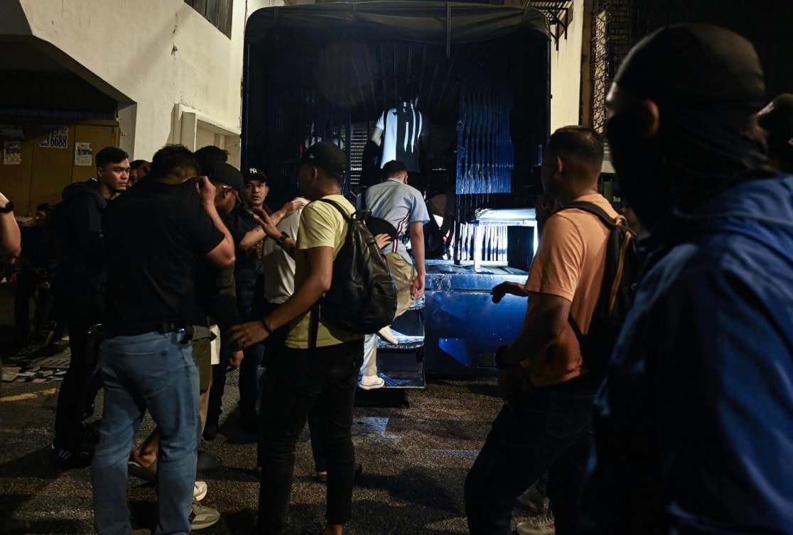 சுகாதார மைய விவகாரம்: 171 ஆடவர்களின் தடுப்புக் காவல் விண்ணப்பத்தை நீதிமன்றம் நிராகரித்தது