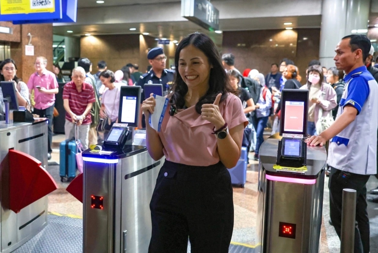 கோலாலம்பூர் – ஜோகூர் மின்சார ரயில் பயண அனுபவம் குறித்து கூலாய் எம்.பி பாராட்டு