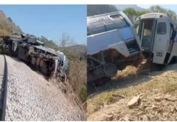 மெக்சிகோவில் ரயில் தடம் புரண்டதில் 13 பேர் பலி