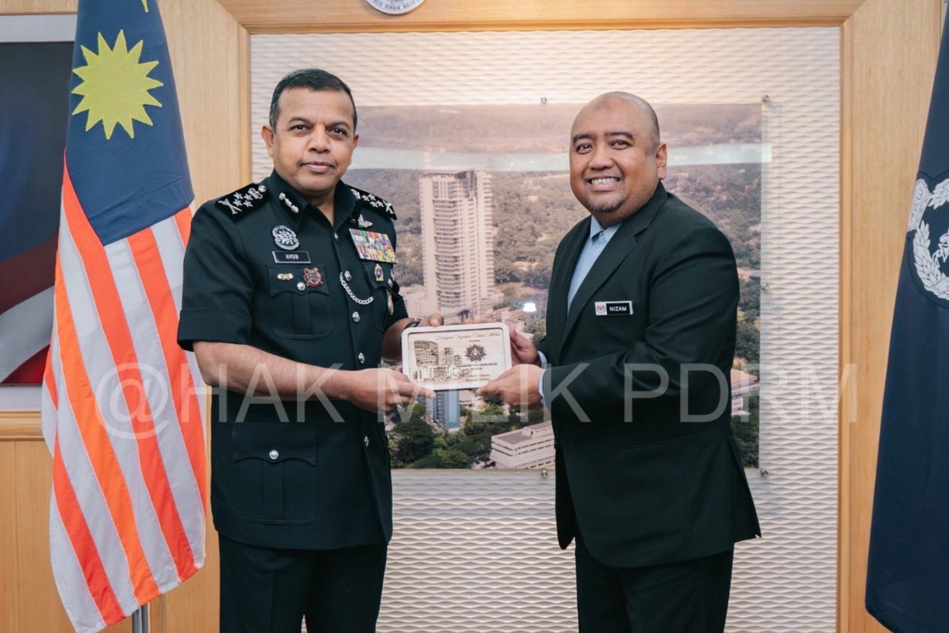 லஞ்சத்தைத் துடைத்தொழிப்பதில் போலீஸ் படையும், ஊழல் தடுப்பு ஆணையமும் கூட்டு ஒத்துழைப்பு