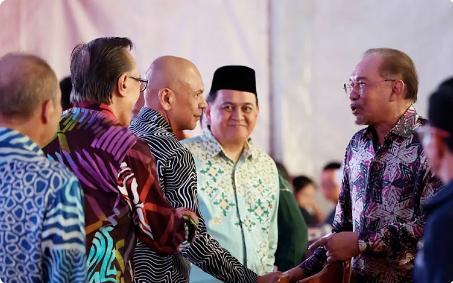 காலியாகியுள்ள 4 அமைச்சர்கள் பதவிகள் நிரப்பப்படும்