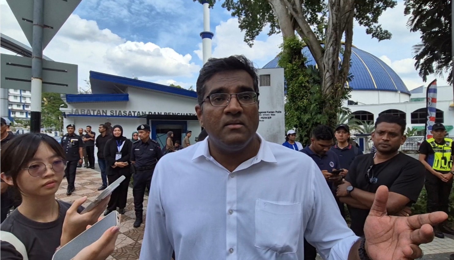 நான் சுடப்படும் அபாயத்தில் இருக்கிறேன்: வழக்கறிஞர் ராஜேஸ்