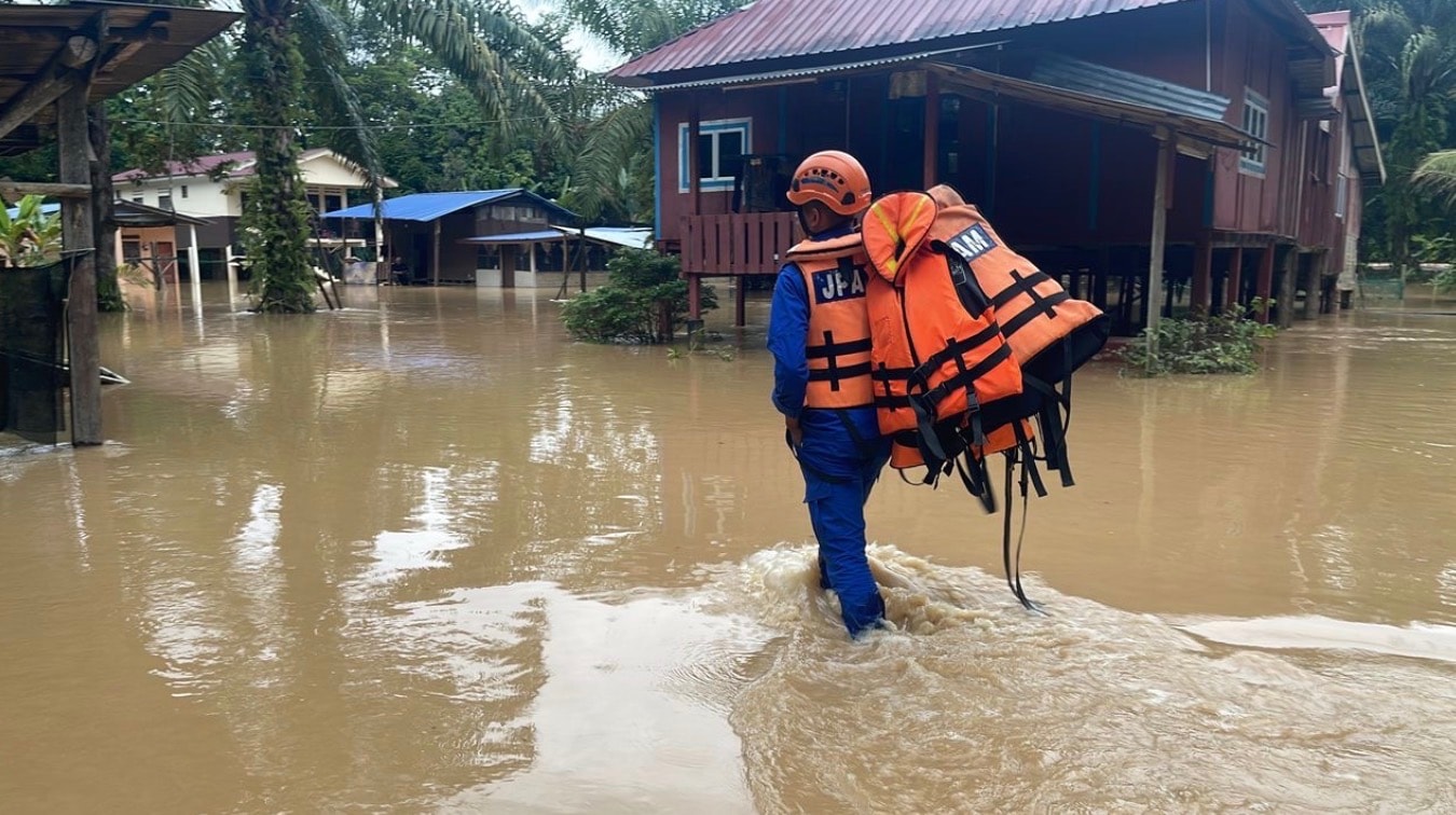 வெள்ளக்காடானது ரவூப் கம்போங் உலு சுங்கை  