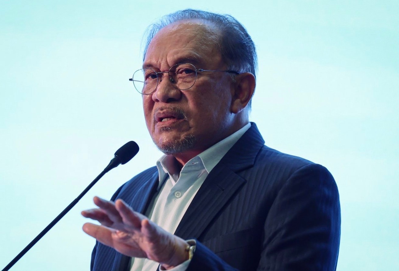 பொது உயர்கல்விக்கழகங்களில் மாற்றுத்திறனாளி மாணவர்களுக்கு உடனடி இலவசக் கல்வி: பிரதமர் அன்வார் அறிவிப்பு