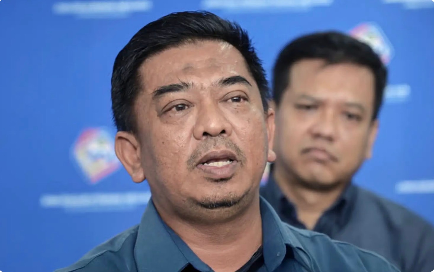 மைகாட் அட்டையில் தங்களை “Baba Nyonya”  என மாற்றக் கோரி 50 மலேசியர்கள் விண்ணப்பம்