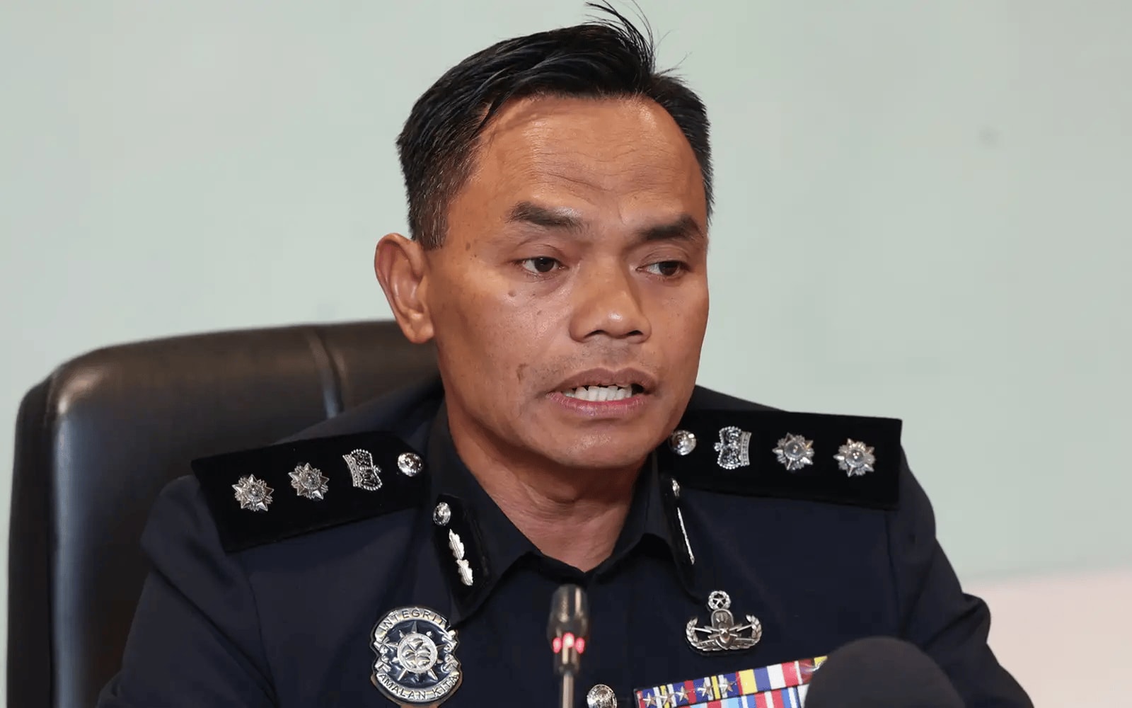 ஜோகூர் பாரு பள்ளி மோதல் - மூவர் மீது விசாரணை