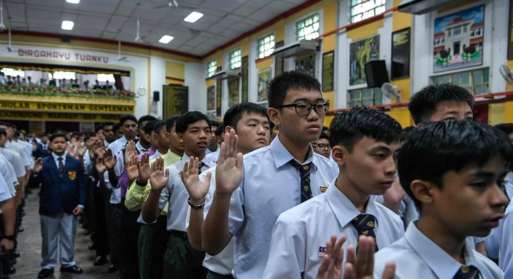 பள்ளிக்குத் திரும்பும் 10 லட்சம் மாணவர்களின் உற்சாகக் கொண்டாட்டம் - இன்று அதிரடித் தொடக்கம்!