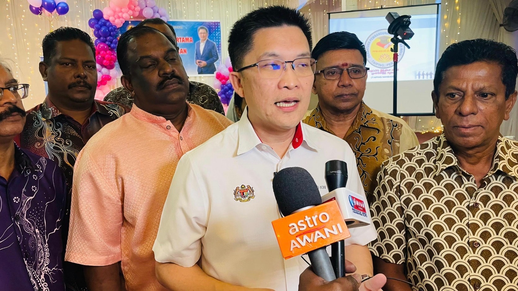 புதிய கல்வியாண்டில் மாணவர்களுக்கான தொடக்க நிதி உதவிக்கு 800 மில்லியன் ரிங்கிட் நிதி ஒதுக்கீடு