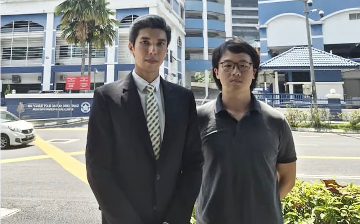 சர்ச்சைக்குரிய கேள்வி எழுப்பிய முன்னாள் பத்திரிகையாளர் போலீஸ் பிணையில் விடுதலை