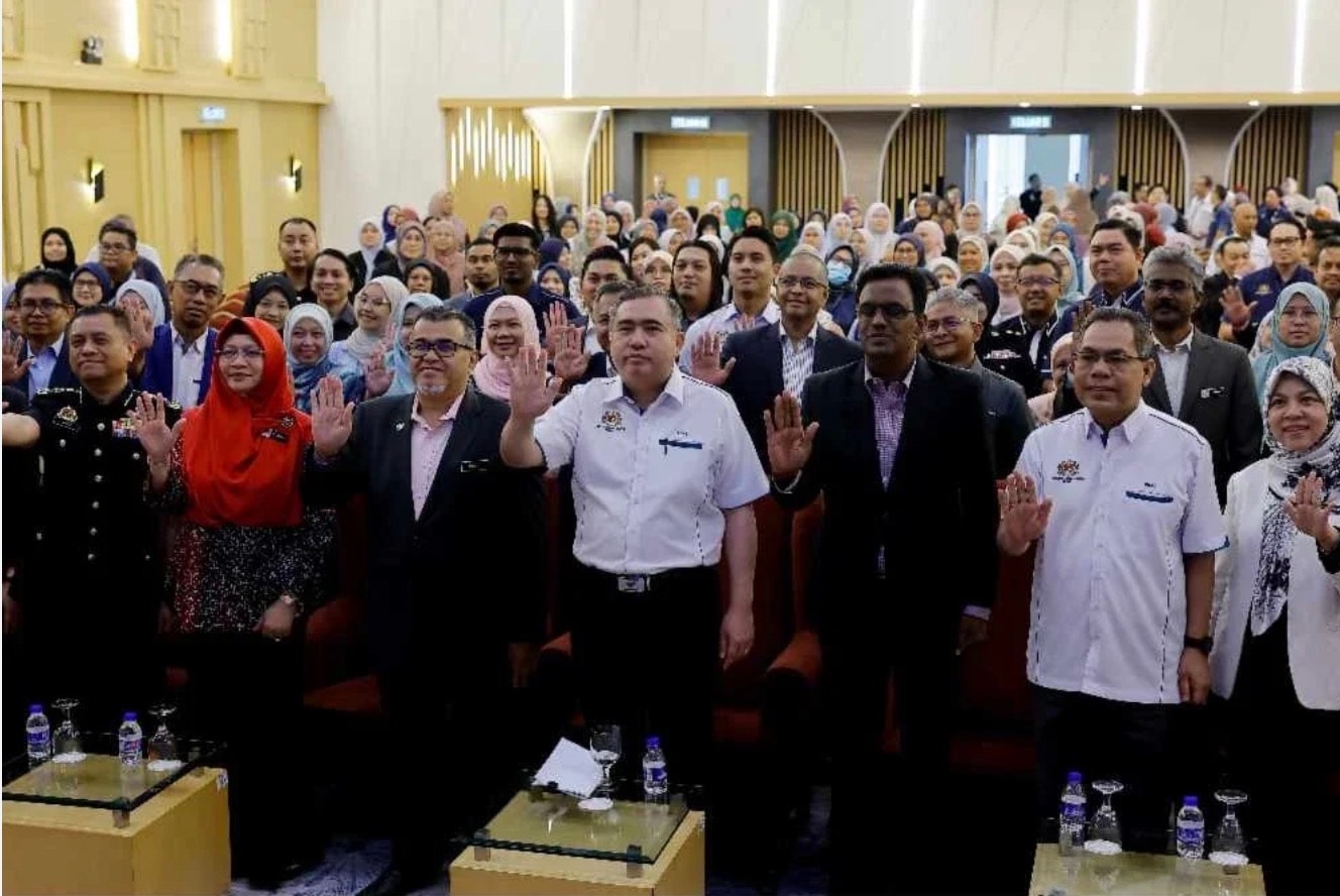 பண்டிகை காலங்களில் 24 மணி நேரமும் செயல்படும் ETS ரயில் சேவை: அந்தோணி லோக் அறிவிப்பு