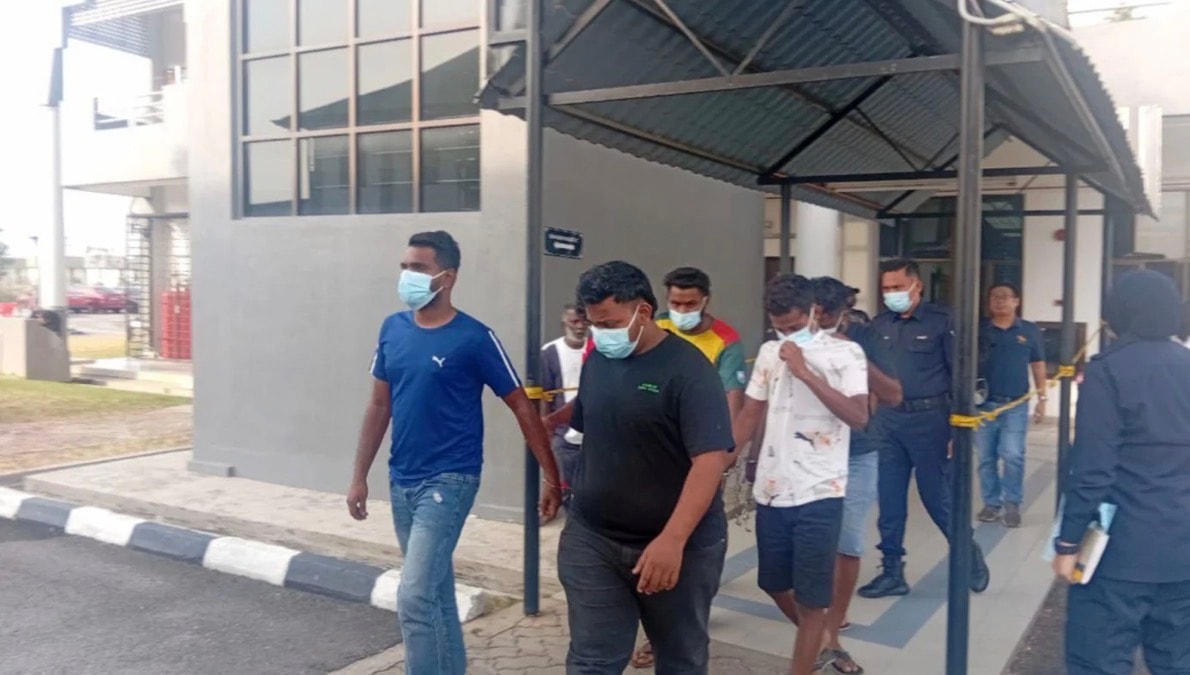 சுங்கை பட்டாணி வன்முறைச் சம்பவங்கள்: 17 வயதுச் சிறுவன் உட்பட 14 பேர் மீது நீதிமன்றத்தில் குற்றச்சாட்டு