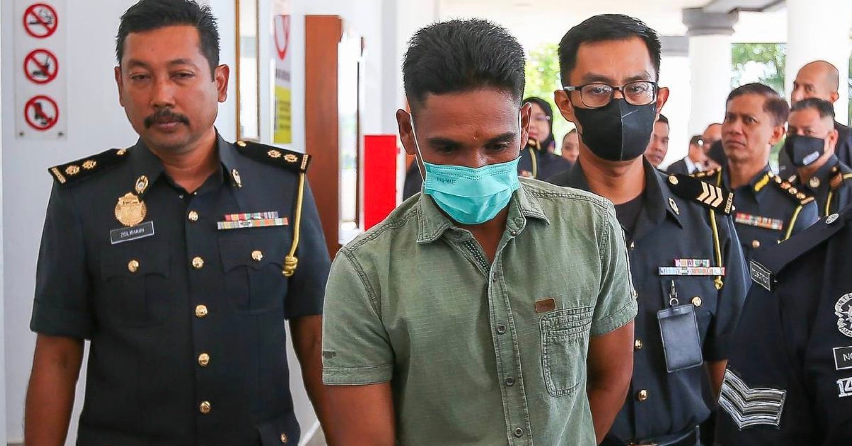 சிகரெட் துண்டை வீசிய இந்தோனேசியருக்கு 300 ரிங்கிட் அபராதம் மற்றும் 6 மணி நேரச் சமூகச் சேவை