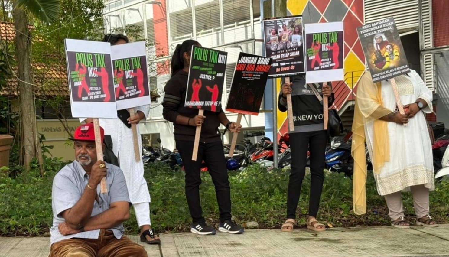 கொலை நடந்த இடத்தை மாற்றும் பெரும் முயற்சி நடக்கிறது