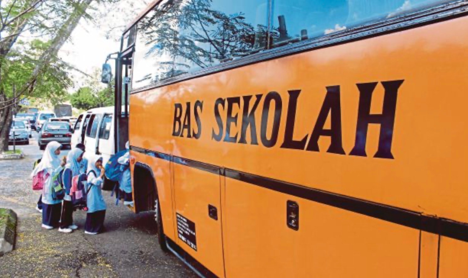 புதிய கல்வியாண்டில் பள்ளிப் பேருந்து கட்டணம் உயரலாம்