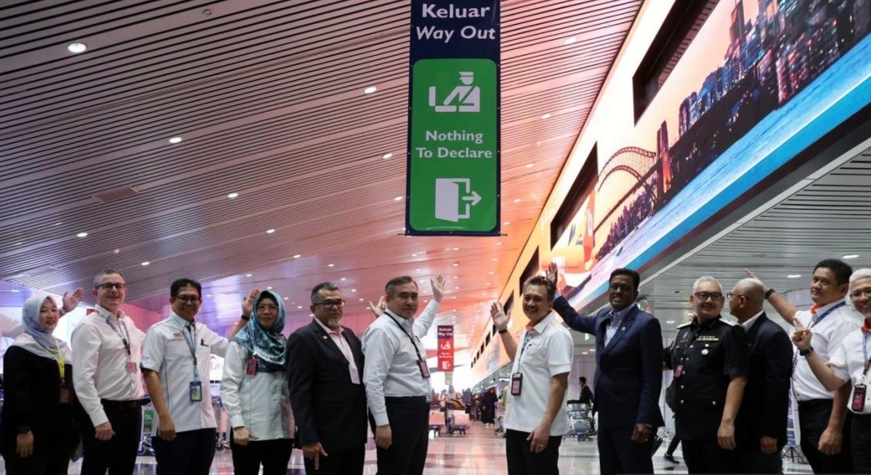 கேஎல்ஐஏவில் பயணிகளின் வருகையை விரைவுபடுத்த 'பச்சை வழித்தடம்' அறிமுகம்