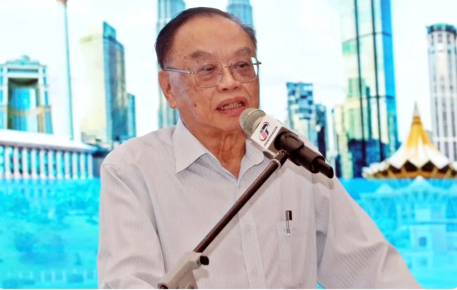 புகார் அளிக்கச் சென்றவரைக் கைது செய்வதா? புக்கிட் அமான் விசாரணை நடத்த வேண்டும்