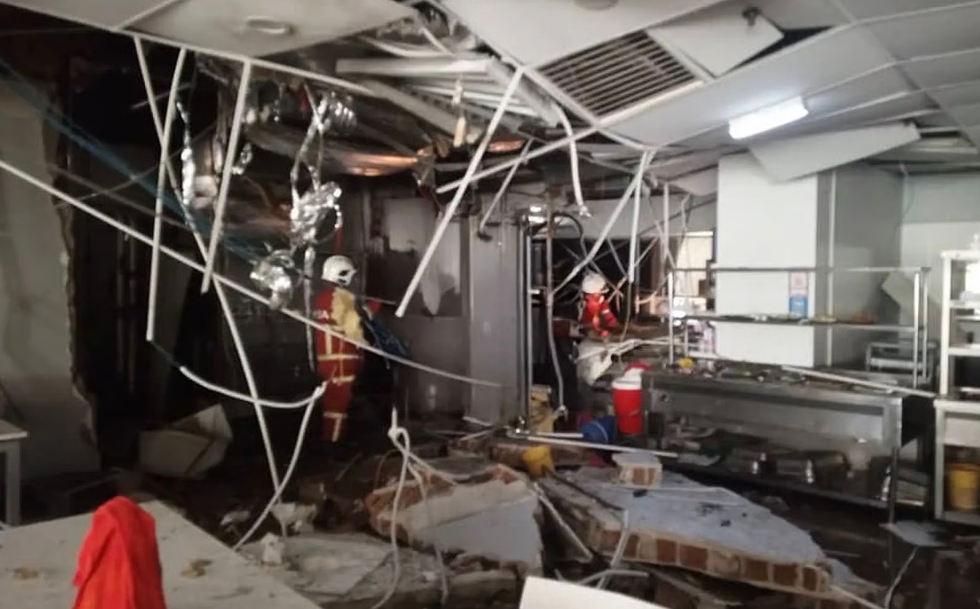 ஹெல்ப் பல்கலைக்கழக வெடிச் சம்பவத்தில் ஒருவர் மரணம்