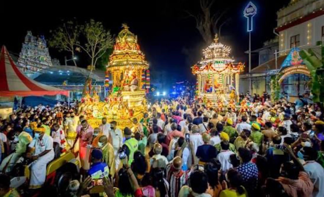 பினாங்கு தைப்பூச பாதுகாப்புப் பணியில் 1,280 போலீசார் குவிப்பு: அதிகாரிகளின் அறிவுரைகளைக் கடைபிடிக்க பொதுமக்களுக்கு வலியுறுத்து