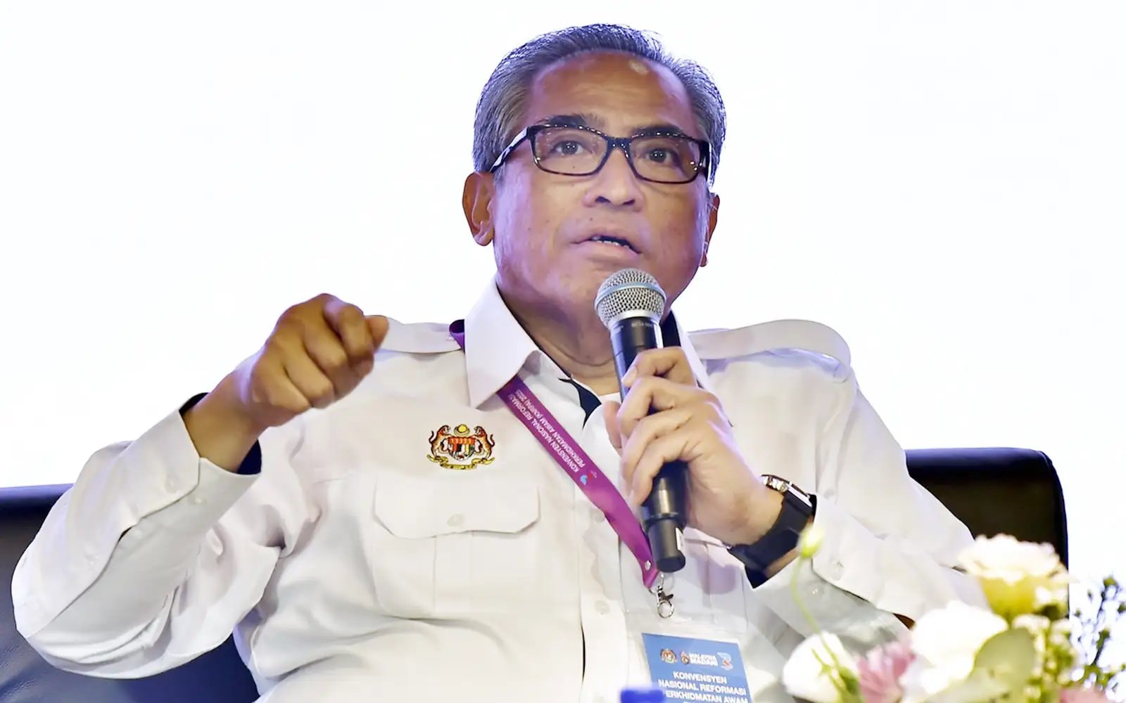 உயர் பதவி வகிப்பவர்களாக இருந்தாலும் லஞ்ச ஊழல் விவகாரங்களில் சமரசப் பேச்சுக்கே இடமில்லை: அரசாங்கத் தலைமைச் செயலாளர் ஷாம்சுல் திட்டவட்டம்