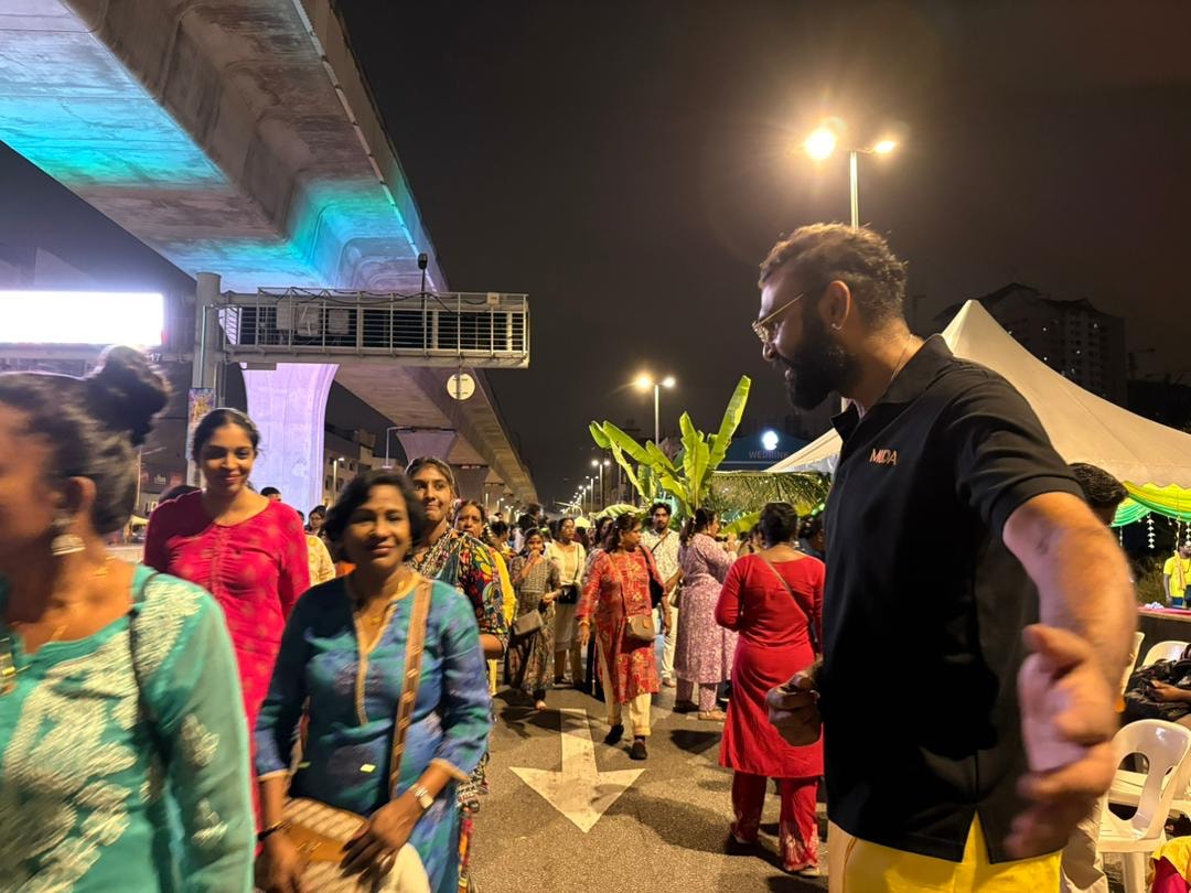 இனங்களைக் கடந்த ஈரம்... ஜாலான் ஈப்போவில் 4-வது ஆண்டாக முடா-வின் தண்ணீர் பந்தல்: பல்லின இளைஞர்களுடன் களம் இறங்கிய அமீரா ஆயிஷா!