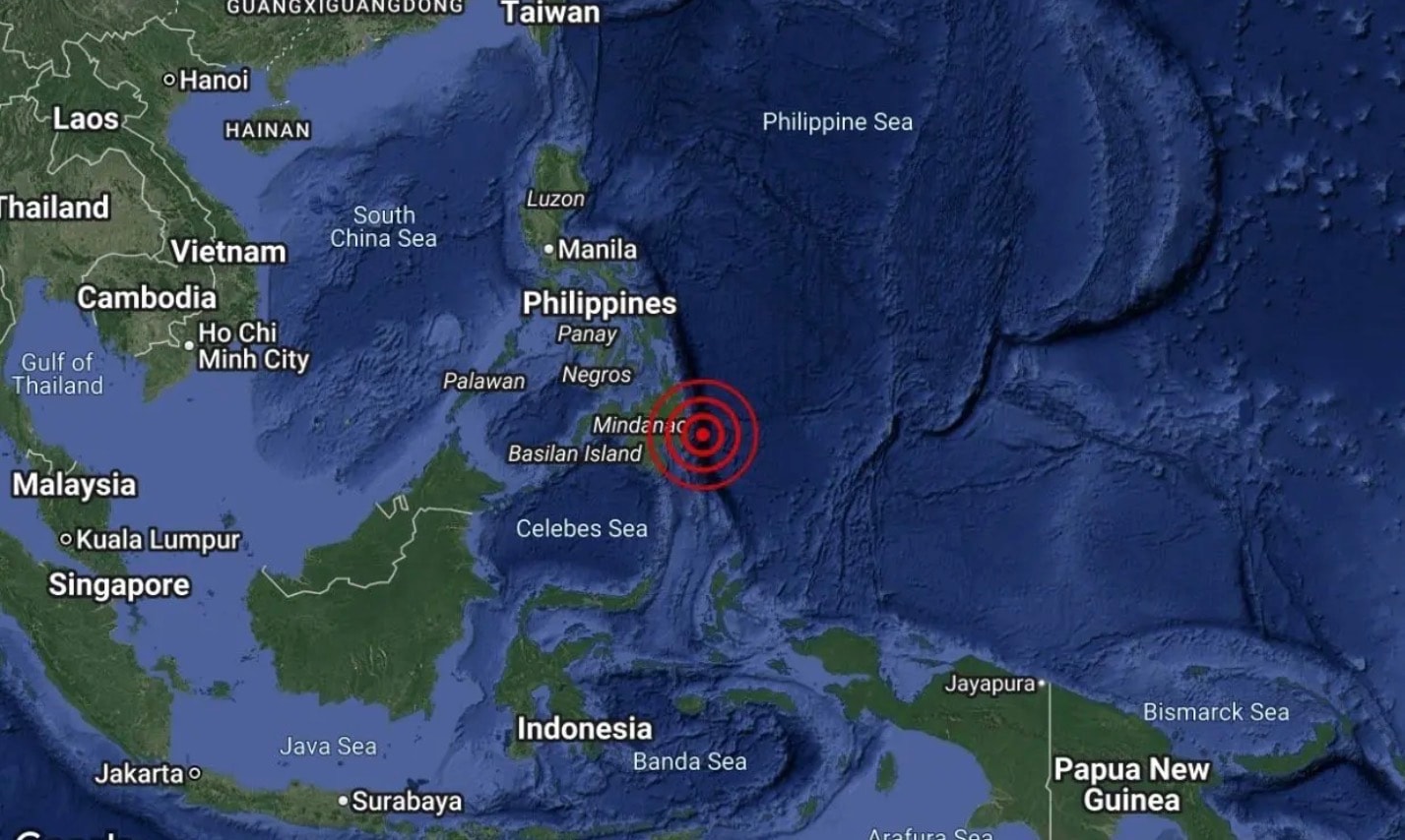 பிலிப்பைன்ஸ் நிலநடுக்கம்: சுனாமி எச்சரிக்கை விடுக்கப்படவில்லை