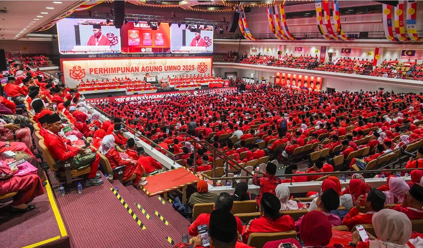 அனைத்து மலாய் கட்சிகளையும் ஒன்றிணைக்க ஒரு 'பெரிய கூட்டணி': ஸாஹிட் ஹமிடி திட்டம்