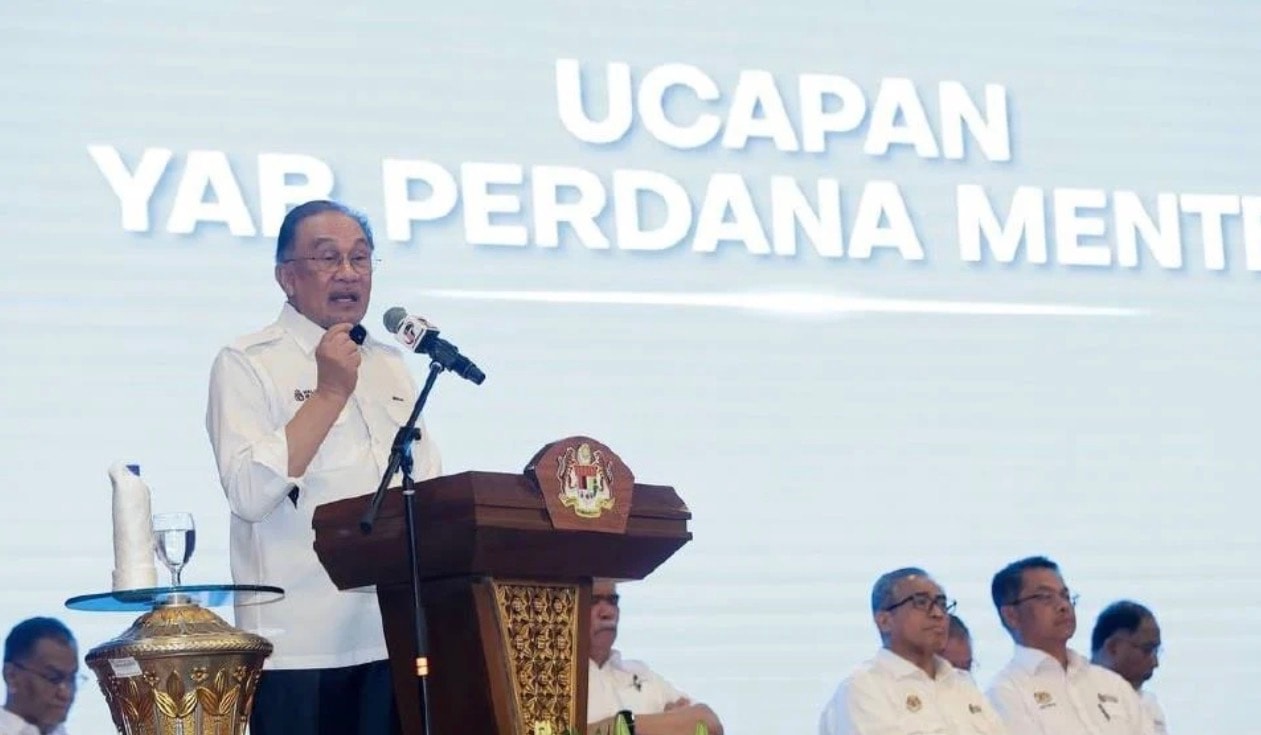 "2026: சவால்களை முறியடித்து மகத்தான தேசத்தை  உருவாக்குவோம்!" – பிரதமர் டத்தோ ஶ்ரீ  அன்வார் அதிரடி முழக்கம்