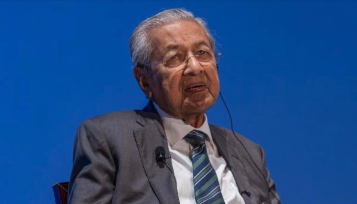 துன் மகாதீருக்கு அறுவை சிகிச்சை செய்யப்படாது