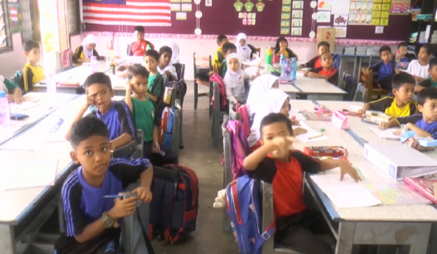 மலேசியக் கல்வி அமைச்சிற்குப் பிரதமர் அதிரடி உத்தரவு: பாலர் பள்ளி மற்றும் முதலாம் ஆண்டு மாணவர் சேர்க்கைக்கான முன்னேற்பாடுகளைத் துரிதப்படுத்துக