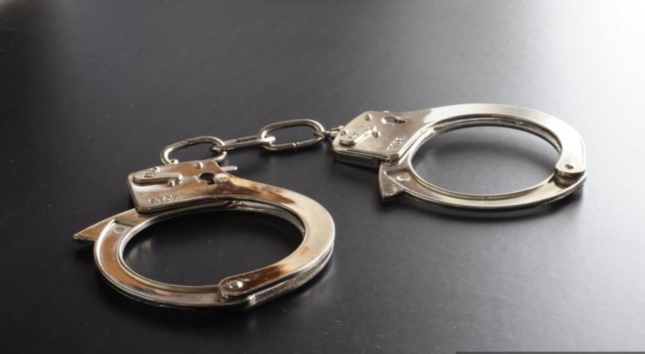 கோலா பிலாவில் 80 வயது தாயாரை டின் திறப்பானால் குத்திய மகள் கைது