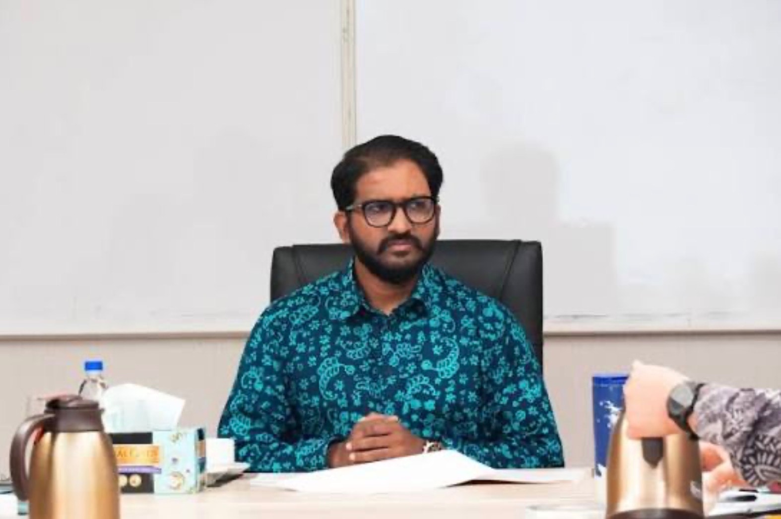 சமூக ஒற்றுமையைச் சீர்குலைக்க 'சட்டவிரோத கோயில்' என்ற பதத்தைப் பயன்படுத்த வேண்டாம்: துணை அமைச்சர் யுனேஸ்வரன் ராமராஜ் கடும் எச்சரிக்கை