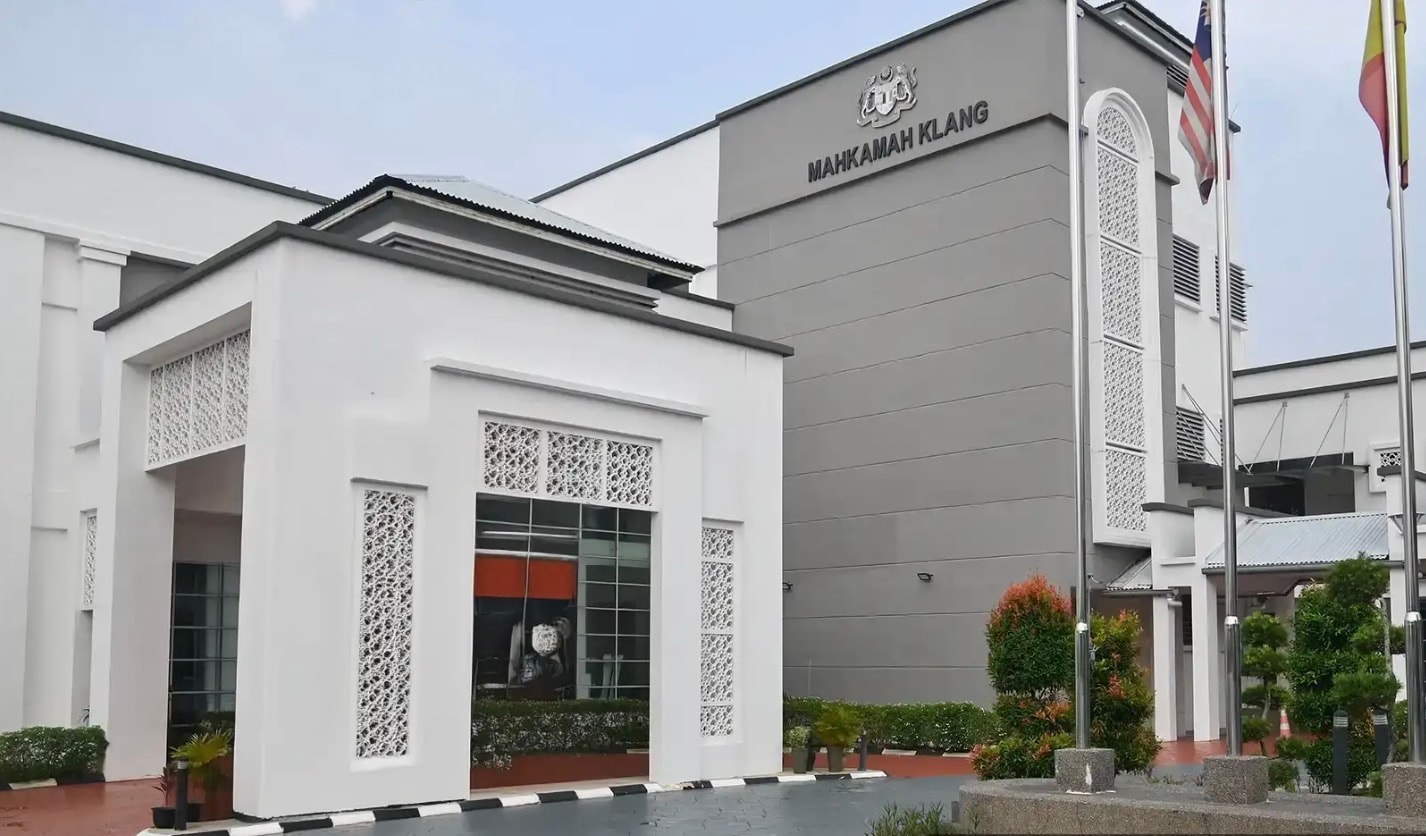 14 வயது சிறுமியை பாலியல் வன்கொடுமை செய்ததாக 2 நண்பர்கள் மீது வழக்கு: விசாரணை கோரினர்