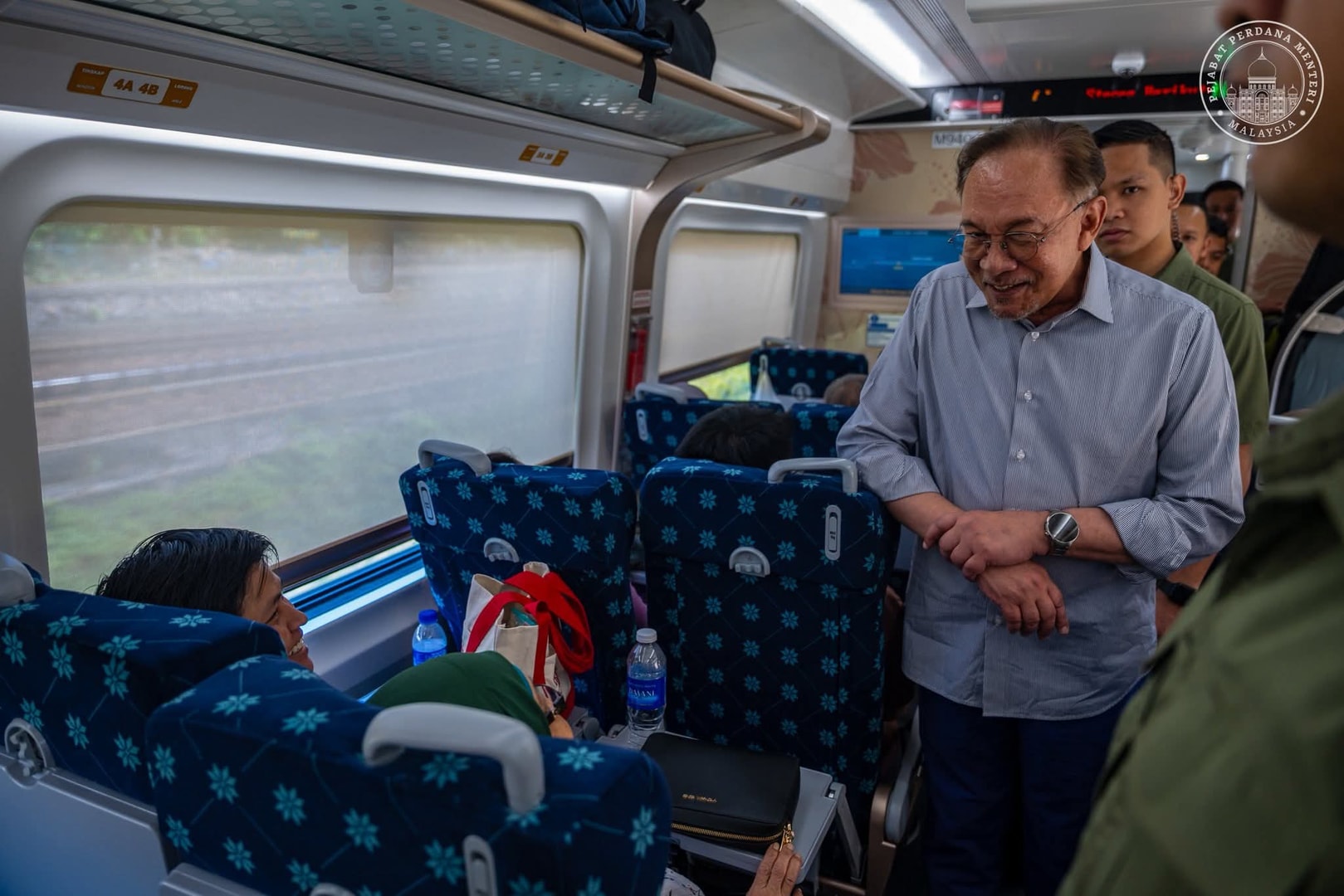 பொதுச் சேவைகளை மேம்படுத்துவதே அரசின் முன்னுரிமை - பிரதமர் அன்வார் இப்ராஹிம் உறுதி