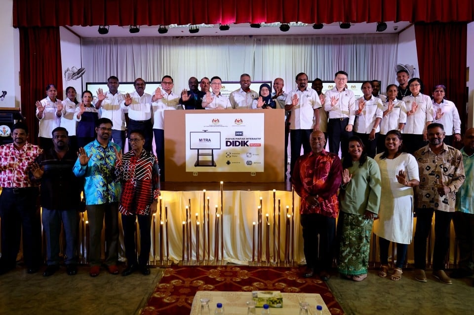 ஒப்பந்த ஆசிரியர் நியமனம்: காத்திருப்புப் பட்டியலில் உள்ள ஆசிரியர்களுக்கான வாய்ப்பு பாதிக்கப்படாது - கல்வி அமைச்சு உறுதி