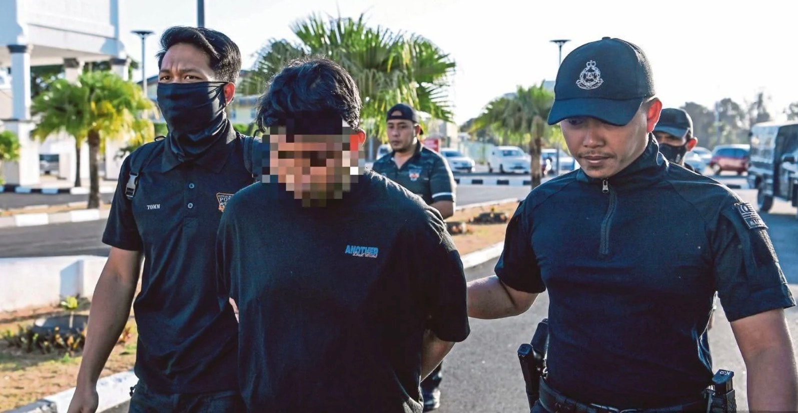 ஆத்திரம் மற்றும் பணப் பிரச்னை: வங்கி அதிகாரி கொலைக்குப் பின்னணியாக இருக்கலாம் என போலீஸ் சந்தேகம்