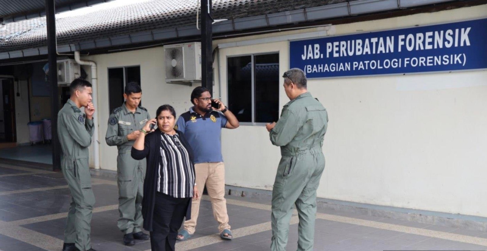 தந்தையின் விமான விபத்து நடந்து பத்தாண்டுகளுக்குப் பிறகு, மகனின் ராணுவக் கனவும் சோகத்தில் முடிந்தது