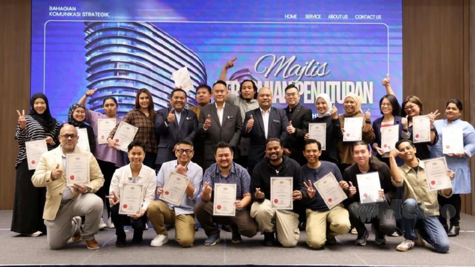 சமூக ஊடக ‘நீதிமன்றங்களால்’ எஸ்பிஆர்எம் சவால்களை எதிர்கொள்கிறது: டத்தோ ஸ்ரீ அஹ்மாட் குசைரி கவலை