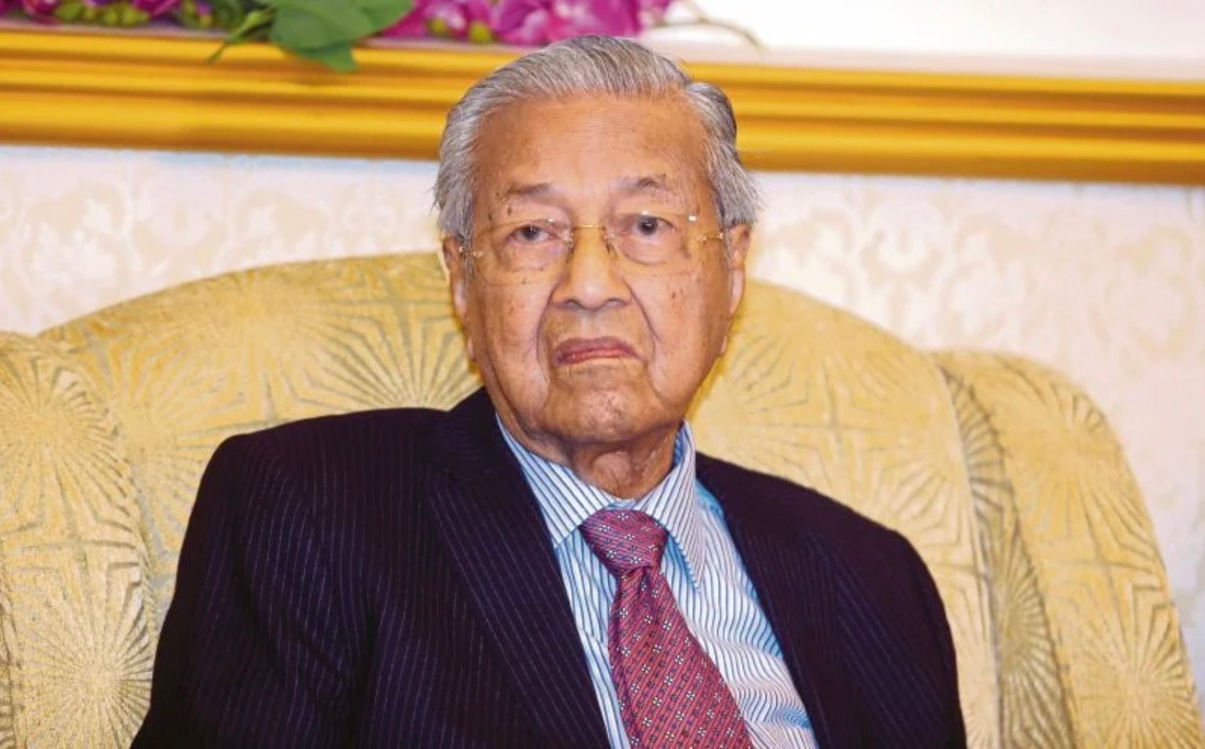 துன் மகாதீர் இல்லம் திரும்ப அனுமதி: பகல் நேரங்களில் மட்டும் IJN-இல் சிகிச்சை தொடரும்