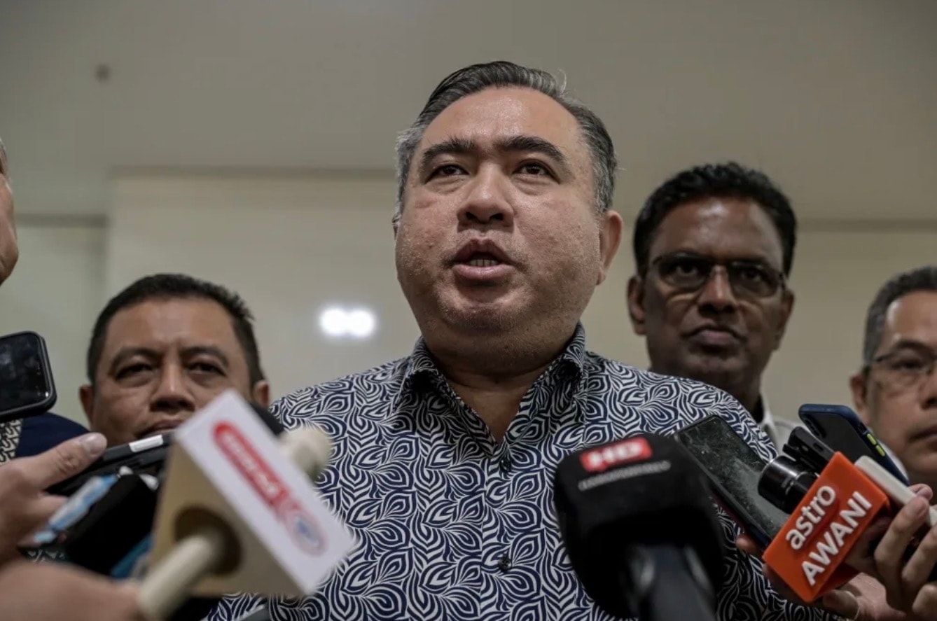 பாலியல் தொல்லை புகார்: கிராப் ஓட்டுநரின் உரிமம் ரத்து