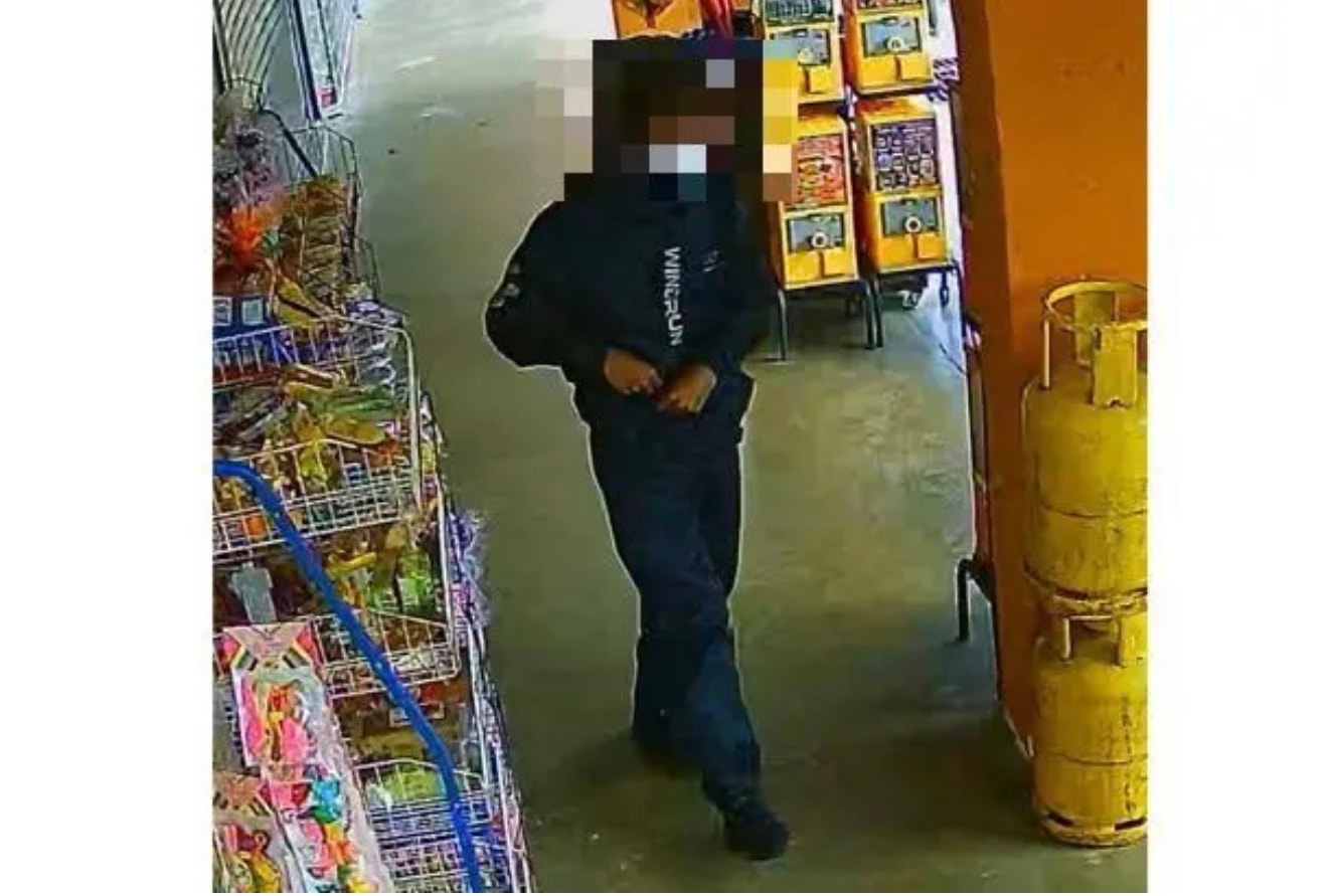 புக்கிட் பெருந்தோங்கில் பெண்ணிடம் நகை கொள்ளை முயற்சி: இருவருக்கு போலீஸ் வலைவீச்சு