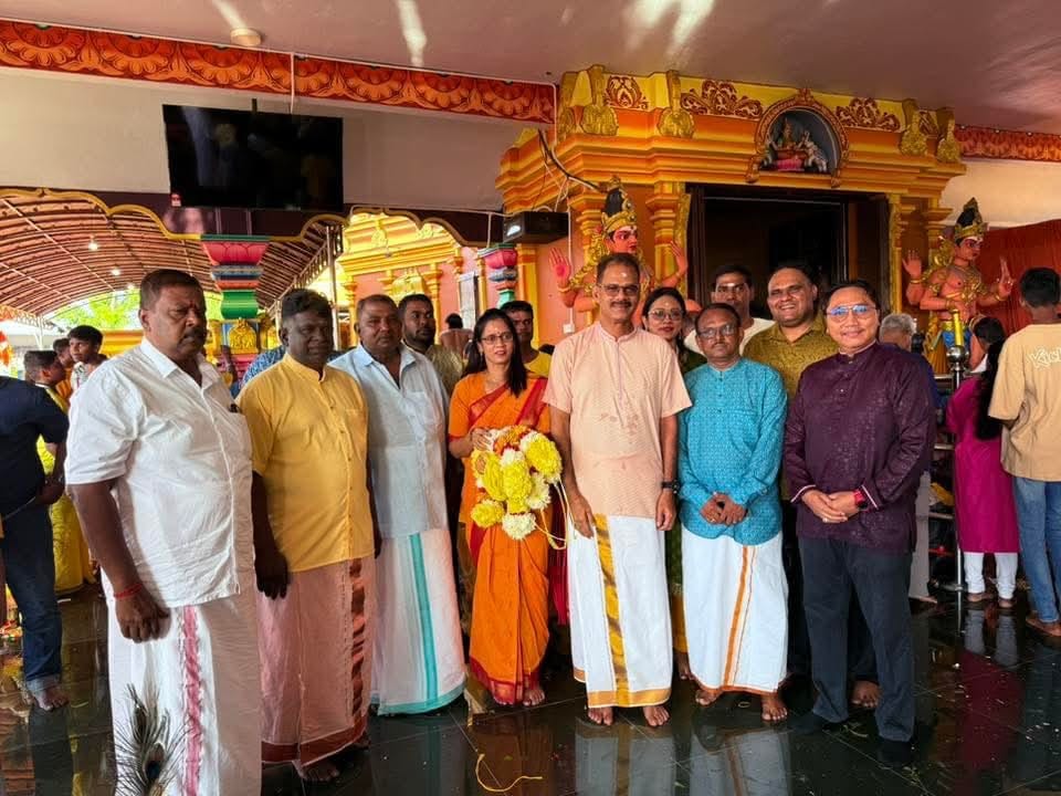 கோலா சிலாங்கூர் ஆலயத்திற்கு நிதியுதவி: தைப்பூச விழாவில் வீ. பாப்பாராய்டு பங்கேற்பு