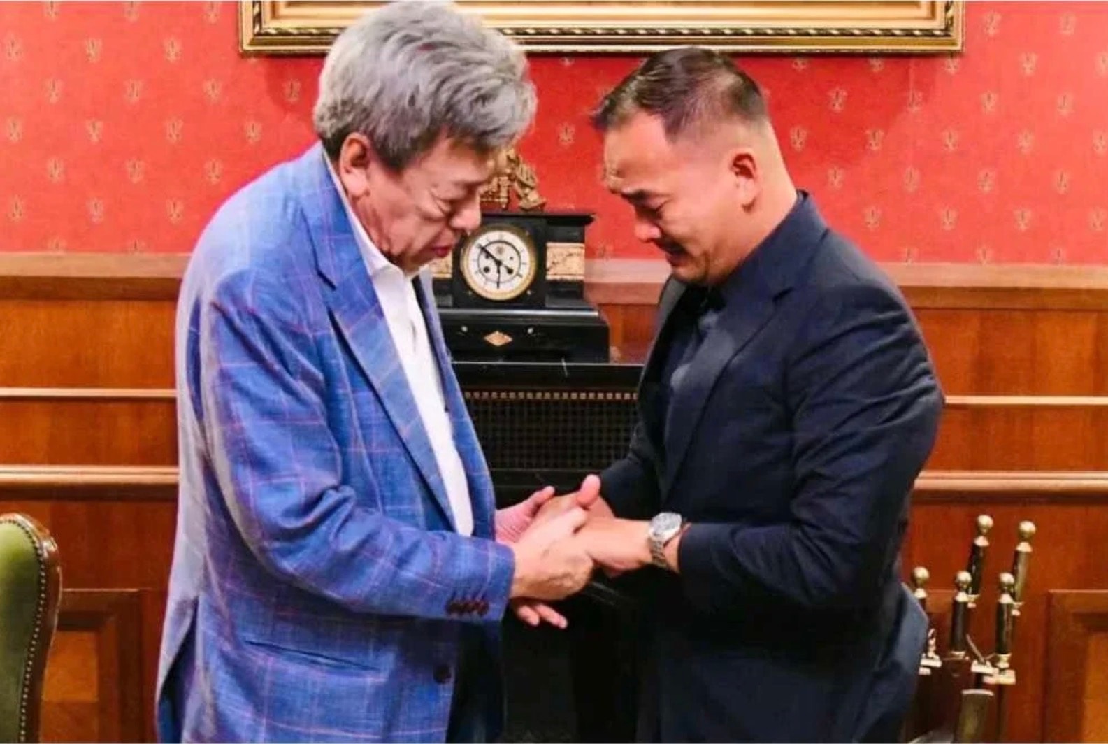 முனைவர் பட்டம் பெற்ற முன்னாள் கைதி சிலாங்கூர் சுல்தானுடன் சந்திப்பு: நெகிழ்ச்சியான தருணம்