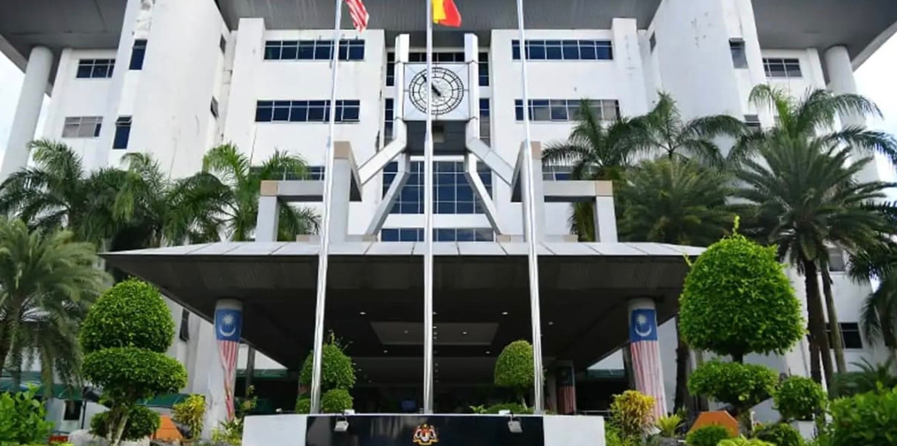 ரவாங் கோயில் உடைப்பு: வெளியேற்ற உத்தரவு வரும் வரை    மேல்  நடவடிக்கைகளைத் தடுக்கக் கோரி வழக்கு