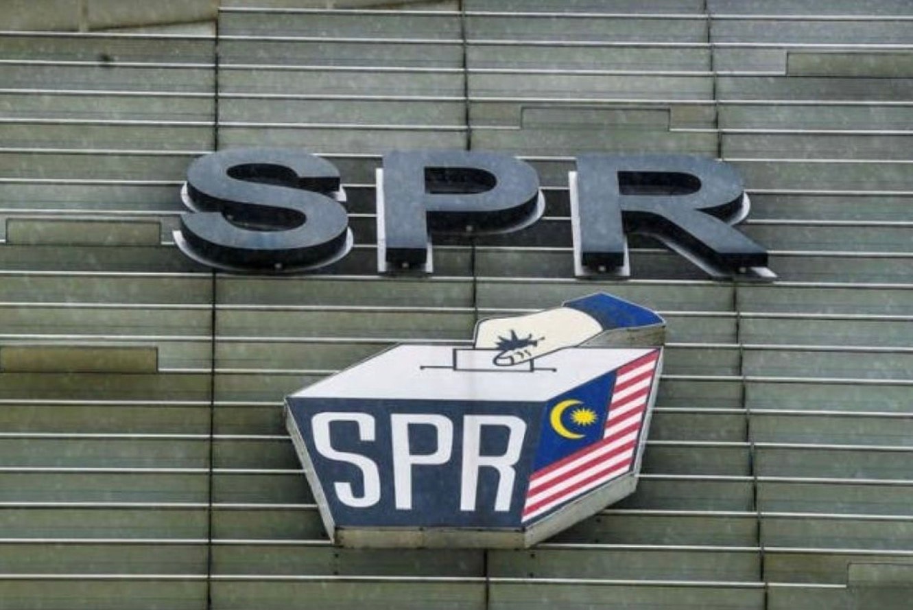 வெளிநாடுகளில் வசிக்கும் மலேசியர்களுக்கான அஞ்சல் வாக்குப்பதிவை தேர்தல் ஆணையம் ஆராய்கிறது