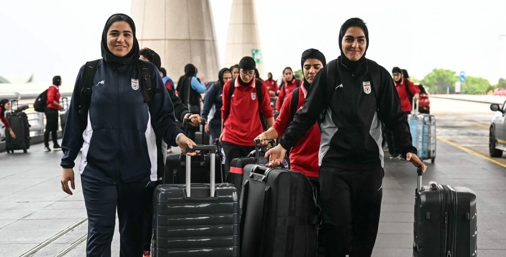 ஆஸ்திரேலியாவில் தஞ்சம் கோரும் முடிவைக் கைவிட்ட ஈரான் மகளிர் அணி: மலேசியாவிலிருந்து ஓமனுக்குப் பயணம்